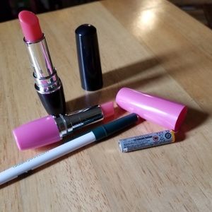 Let's vibe black powerful lipstick...